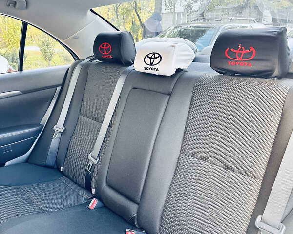 Тойота Авенсис, объемом двигателя 2 л и пробегом 71 тыс. км за 13500 $, фото 10 на Automoto.ua