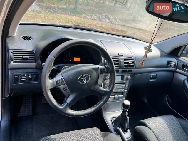 Тойота Авенсис, объемом двигателя 2.23 л и пробегом 270 тыс. км за 6800 $, фото 23 на Automoto.ua