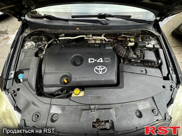 Тойота Авенсис, объемом двигателя 2 л и пробегом 260 тыс. км за 6900 $, фото 12 на Automoto.ua