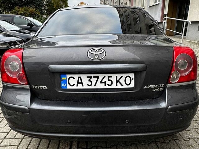 Тойота Авенсис, объемом двигателя 2 л и пробегом 260 тыс. км за 6900 $, фото 2 на Automoto.ua