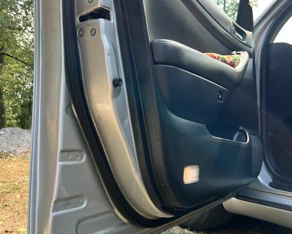 Тойота Авенсис, объемом двигателя 2.23 л и пробегом 270 тыс. км за 6800 $, фото 26 на Automoto.ua