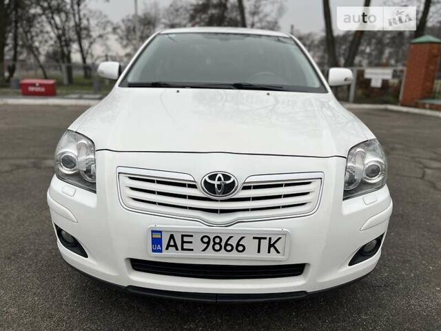 Тойота Авенсіс, об'ємом двигуна 1.8 л та пробігом 120 тис. км за 8990 $, фото 13 на Automoto.ua