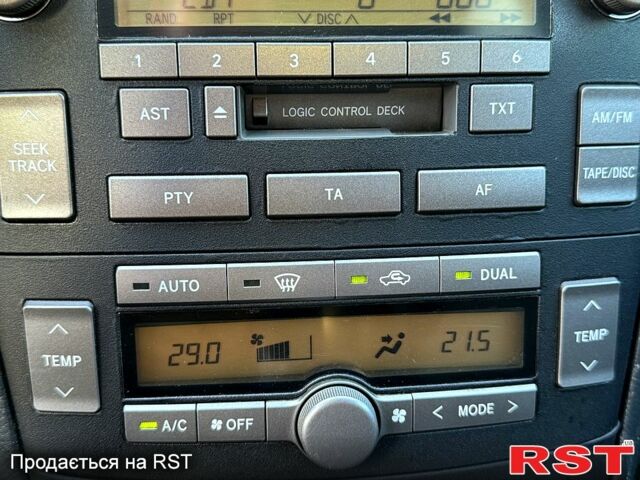 Тойота Авенсис, объемом двигателя 1.8 л и пробегом 248 тыс. км за 6950 $, фото 10 на Automoto.ua