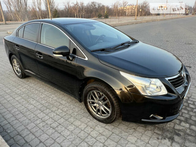 Тойота Авенсіс, об'ємом двигуна 1.8 л та пробігом 210 тис. км за 8800 $, фото 1 на Automoto.ua