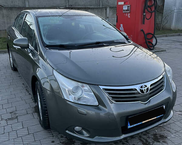 Тойота Авенсіс, об'ємом двигуна 1.8 л та пробігом 247 тис. км за 10500 $, фото 2 на Automoto.ua