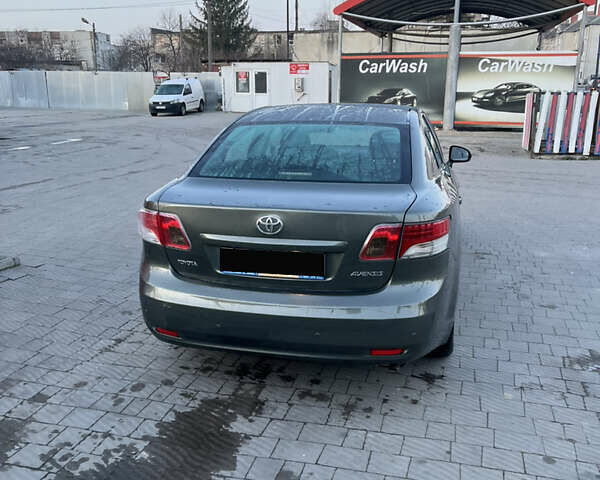 Тойота Авенсіс, об'ємом двигуна 1.8 л та пробігом 247 тис. км за 10500 $, фото 14 на Automoto.ua