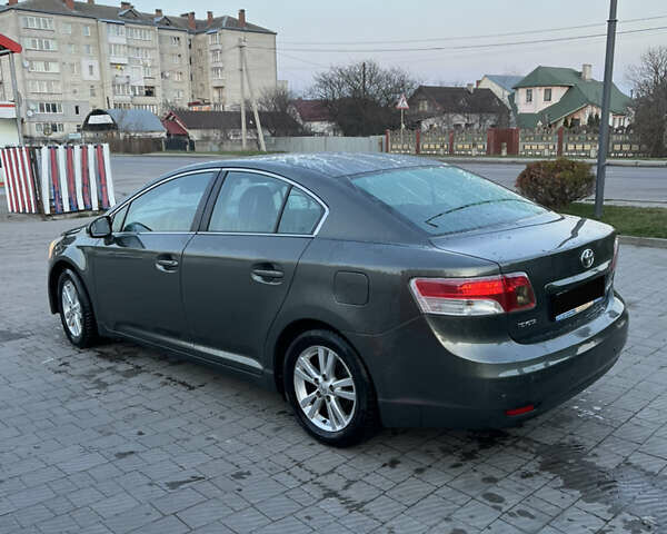 Тойота Авенсіс, об'ємом двигуна 1.8 л та пробігом 247 тис. км за 10500 $, фото 11 на Automoto.ua