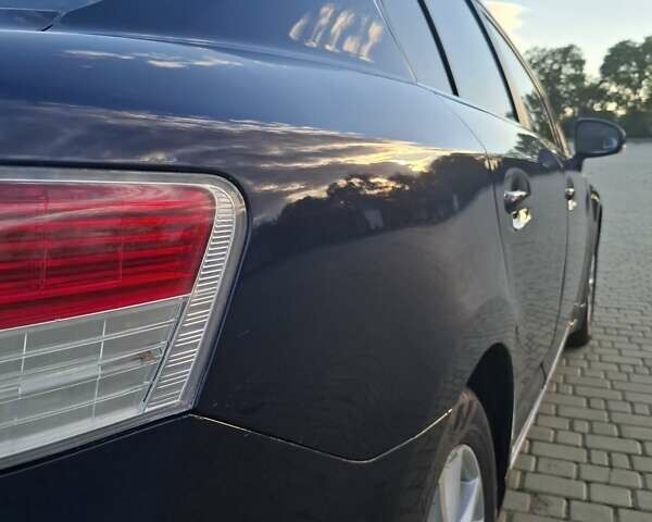 Тойота Авенсис, объемом двигателя 2.2 л и пробегом 195 тыс. км за 9500 $, фото 5 на Automoto.ua