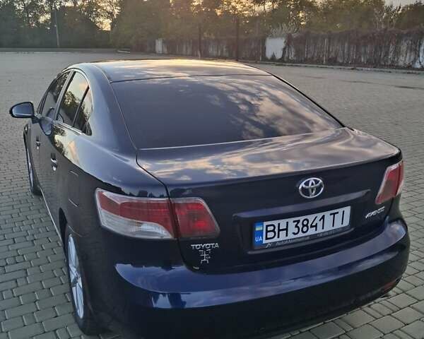 Тойота Авенсис, объемом двигателя 2.2 л и пробегом 195 тыс. км за 9500 $, фото 6 на Automoto.ua