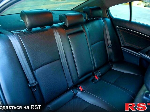 Тойота Авенсис, объемом двигателя 1.8 л и пробегом 210 тыс. км за 9200 $, фото 10 на Automoto.ua