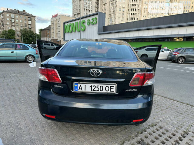 Тойота Авенсис, объемом двигателя 1.8 л и пробегом 240 тыс. км за 8990 $, фото 4 на Automoto.ua