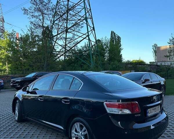 Тойота Авенсис, объемом двигателя 1.8 л и пробегом 322 тыс. км за 10500 $, фото 2 на Automoto.ua