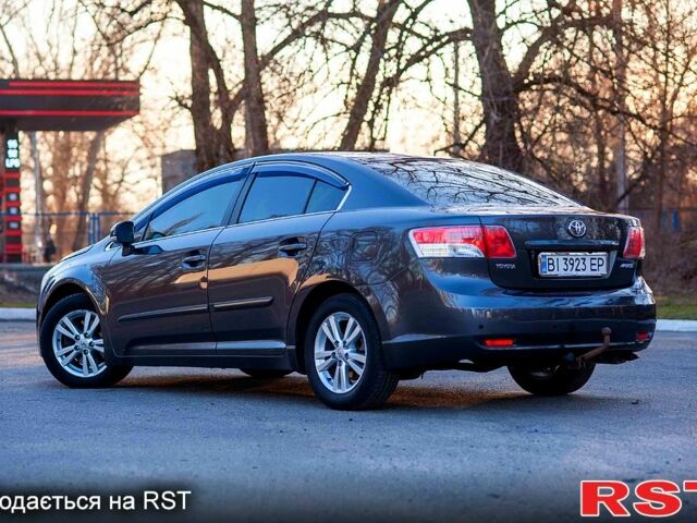 Тойота Авенсис, объемом двигателя 1.8 л и пробегом 210 тыс. км за 9200 $, фото 4 на Automoto.ua