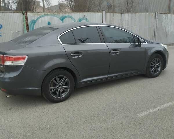 Тойота Авенсіс, об'ємом двигуна 0 л та пробігом 221 тис. км за 10000 $, фото 1 на Automoto.ua