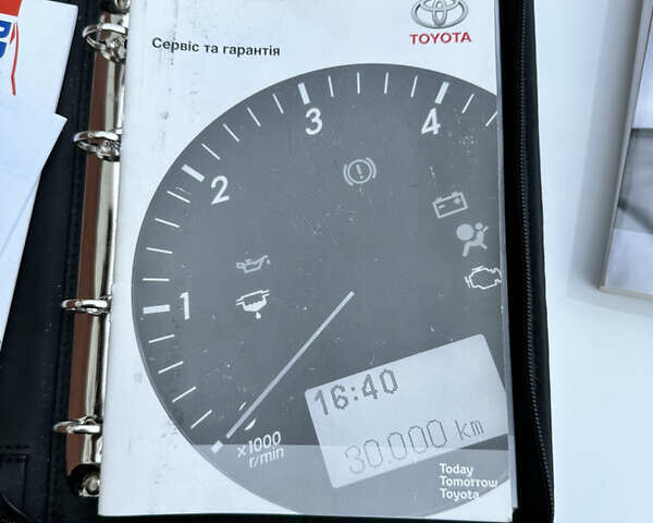 Тойота Авенсіс, об'ємом двигуна 1.99 л та пробігом 210 тис. км за 9900 $, фото 36 на Automoto.ua