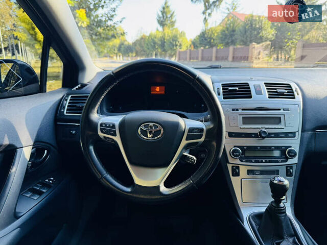 Тойота Авенсис, объемом двигателя 1.8 л и пробегом 162 тыс. км за 12600 $, фото 13 на Automoto.ua