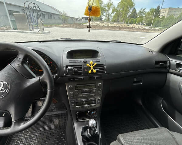 Тойота Авенсис, объемом двигателя 2 л и пробегом 297 тыс. км за 5700 $, фото 10 на Automoto.ua