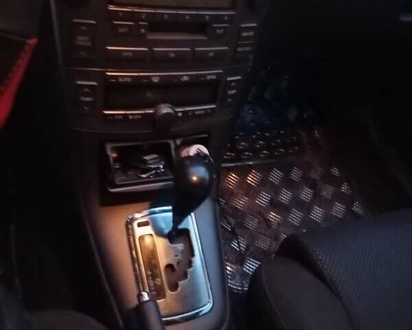 Тойота Авенсис, объемом двигателя 2 л и пробегом 271 тыс. км за 6500 $, фото 4 на Automoto.ua