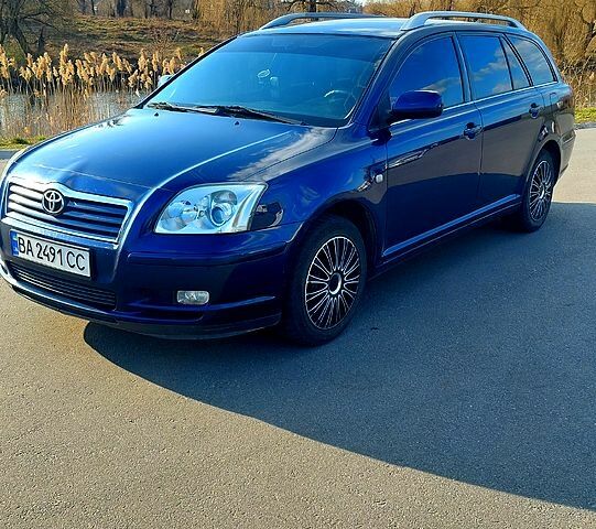 Тойота Авенсис, объемом двигателя 1.8 л и пробегом 297 тыс. км за 5700 $, фото 7 на Automoto.ua