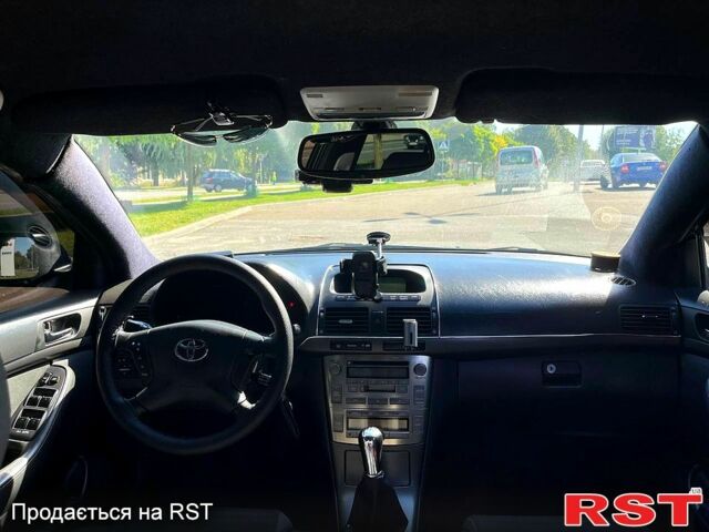Тойота Авенсіс, об'ємом двигуна 2 л та пробігом 423 тис. км за 5300 $, фото 5 на Automoto.ua