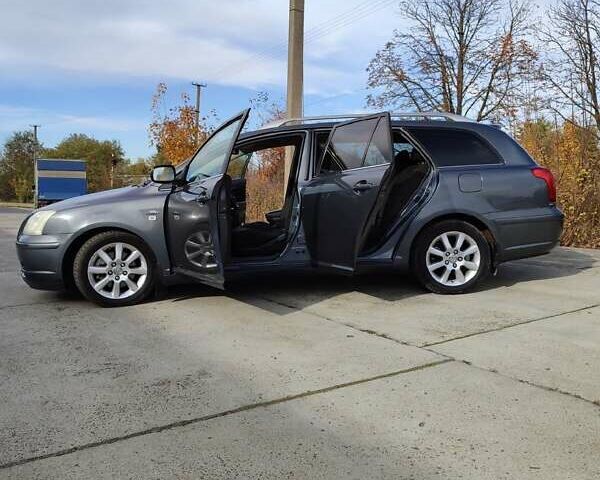 Тойота Авенсис, объемом двигателя 2.2 л и пробегом 329 тыс. км за 5400 $, фото 23 на Automoto.ua