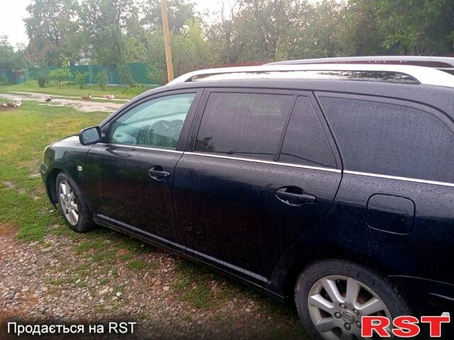 Тойота Авенсис, объемом двигателя 2.2 л и пробегом 420 тыс. км за 3300 $, фото 2 на Automoto.ua