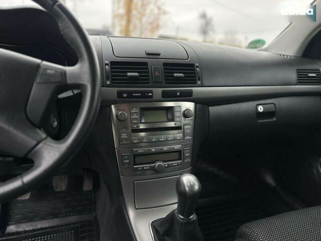 Тойота Авенсіс, об'ємом двигуна 1.8 л та пробігом 219 тис. км за 6700 $, фото 28 на Automoto.ua