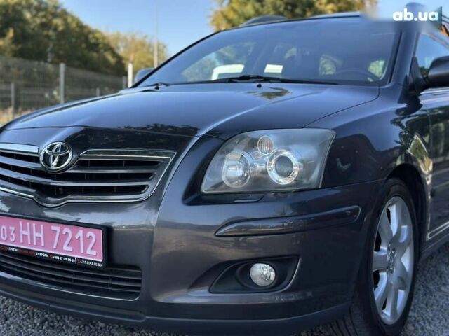 Тойота Авенсис, объемом двигателя 1.8 л и пробегом 219 тыс. км за 7000 $, фото 10 на Automoto.ua