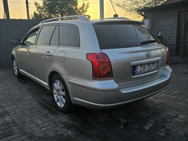 Тойота Авенсис, объемом двигателя 2.2 л и пробегом 300 тыс. км за 2900 $, фото 2 на Automoto.ua