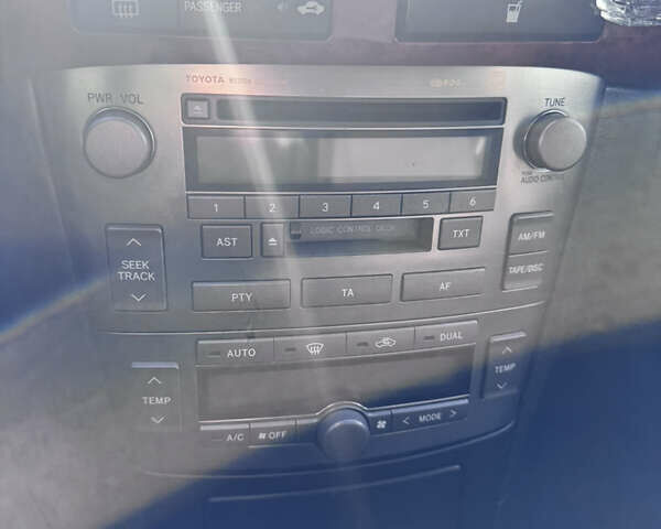 Тойота Авенсис, объемом двигателя 2.2 л и пробегом 350 тыс. км за 5900 $, фото 6 на Automoto.ua