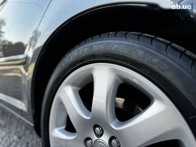 Тойота Авенсис, объемом двигателя 1.8 л и пробегом 219 тыс. км за 7000 $, фото 19 на Automoto.ua