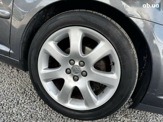 Тойота Авенсис, объемом двигателя 1.8 л и пробегом 219 тыс. км за 7000 $, фото 10 на Automoto.ua