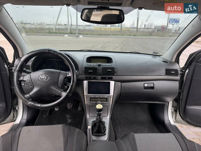 Тойота Авенсис, объемом двигателя 2.2 л и пробегом 250 тыс. км за 5600 $, фото 14 на Automoto.ua