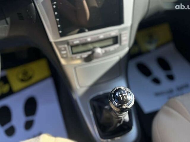 Тойота Авенсис, объемом двигателя 2.2 л и пробегом 224 тыс. км за 8100 $, фото 16 на Automoto.ua