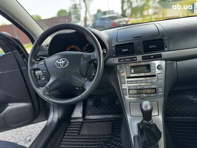 Тойота Авенсис, объемом двигателя 1.8 л и пробегом 219 тыс. км за 7000 $, фото 27 на Automoto.ua
