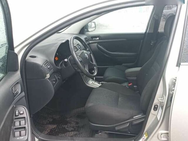 Тойота Авенсіс, об'ємом двигуна 0 л та пробігом 192 тис. км за 7900 $, фото 10 на Automoto.ua