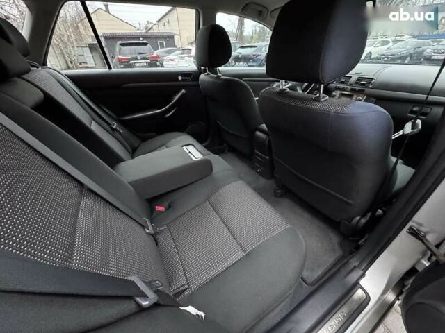 Тойота Авенсис, объемом двигателя 1.8 л и пробегом 229 тыс. км за 6500 $, фото 18 на Automoto.ua