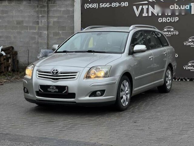 Тойота Авенсис, объемом двигателя 1.8 л и пробегом 229 тыс. км за 6500 $, фото 4 на Automoto.ua