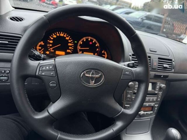 Тойота Авенсис, объемом двигателя 1.8 л и пробегом 229 тыс. км за 6500 $, фото 24 на Automoto.ua