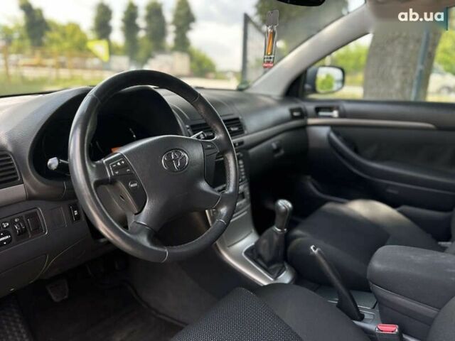 Тойота Авенсис, объемом двигателя 2 л и пробегом 264 тыс. км за 7500 $, фото 24 на Automoto.ua