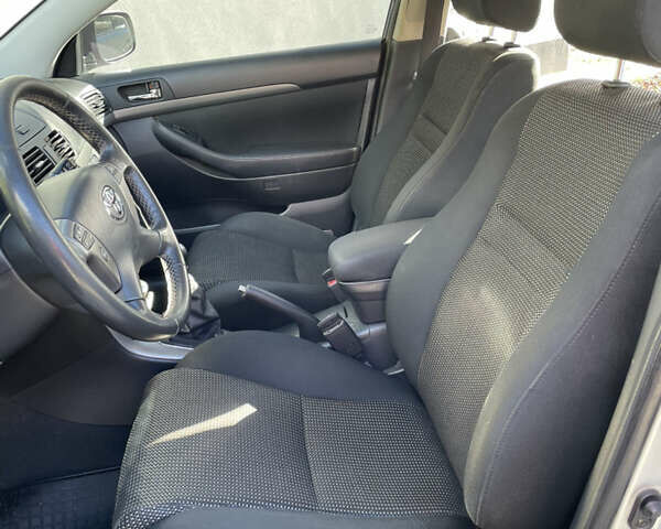 Тойота Авенсис, объемом двигателя 2.2 л и пробегом 268 тыс. км за 7600 $, фото 30 на Automoto.ua