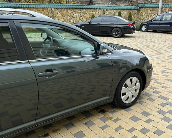 Тойота Авенсис, объемом двигателя 2.2 л и пробегом 320 тыс. км за 6200 $, фото 41 на Automoto.ua