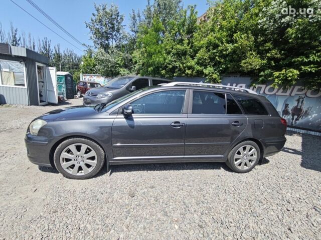 Тойота Авенсис, объемом двигателя 2 л и пробегом 260 тыс. км за 7000 $, фото 4 на Automoto.ua