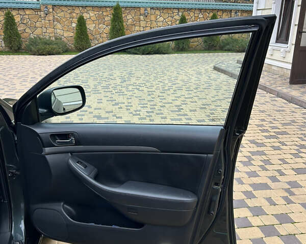 Тойота Авенсис, объемом двигателя 2.2 л и пробегом 320 тыс. км за 6200 $, фото 20 на Automoto.ua