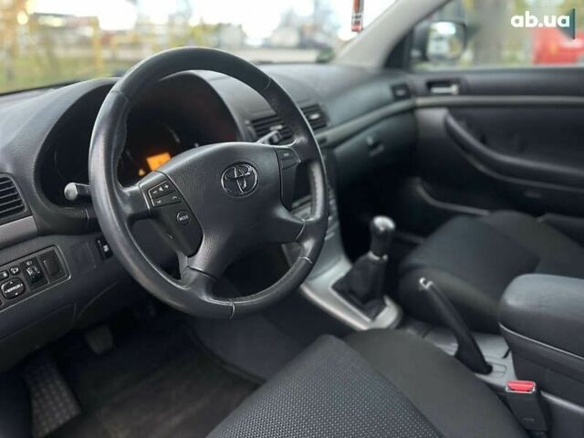 Тойота Авенсис, объемом двигателя 2 л и пробегом 264 тыс. км за 7500 $, фото 24 на Automoto.ua