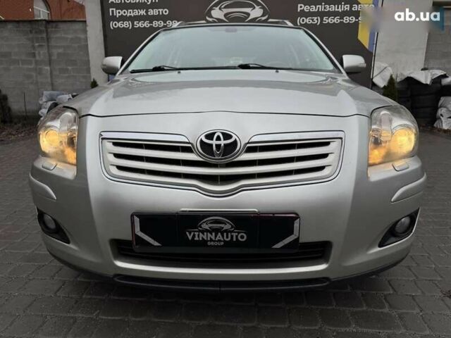 Тойота Авенсис, объемом двигателя 1.8 л и пробегом 229 тыс. км за 6500 $, фото 6 на Automoto.ua