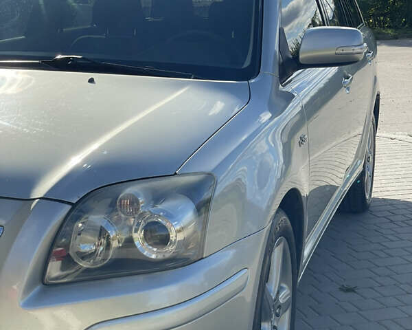 Тойота Авенсис, объемом двигателя 2.2 л и пробегом 268 тыс. км за 7600 $, фото 9 на Automoto.ua