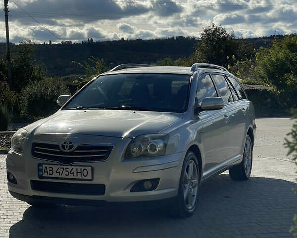Тойота Авенсис, объемом двигателя 2.2 л и пробегом 268 тыс. км за 7600 $, фото 2 на Automoto.ua