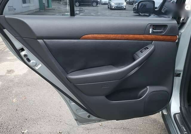 Тойота Авенсис, объемом двигателя 2 л и пробегом 286 тыс. км за 7500 $, фото 27 на Automoto.ua