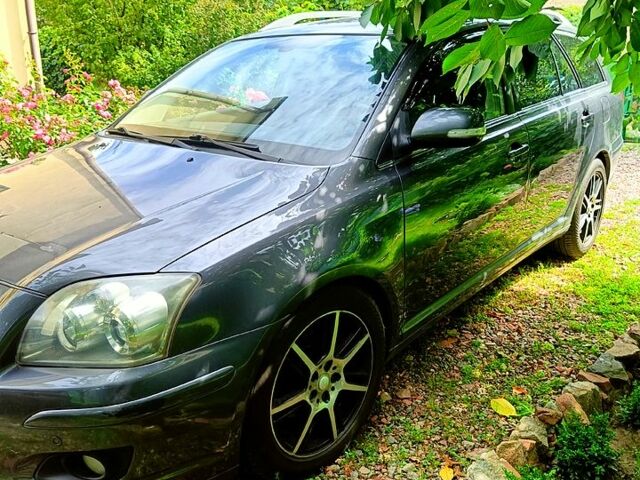 Тойота Авенсіс, об'ємом двигуна 2.2 л та пробігом 255 тис. км за 6000 $, фото 1 на Automoto.ua